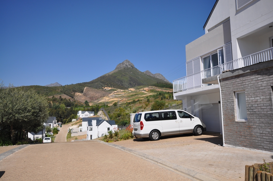 3 Bedroom Property for Sale in La Roche Western Cape